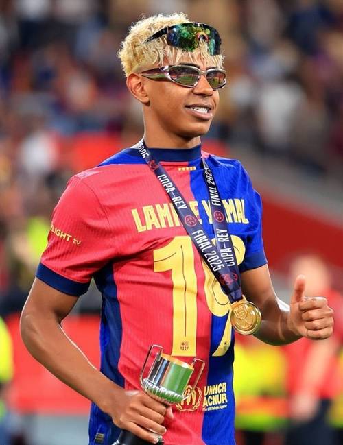 金子在哪都会闪光！格林伍德15场11球领跑法甲射手榜（走到哪都发光！格林伍德15场11球登顶法甲射手榜）