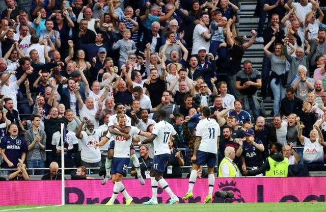 告别中超，梅州征战四个中超赛季后降级，且已失去递补可能（梅州四季征战后降级，中超递补无望）