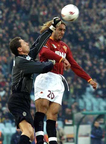 足球中超球队节奏偏慢遭质疑（中超球队节奏偏慢引发外界质疑）