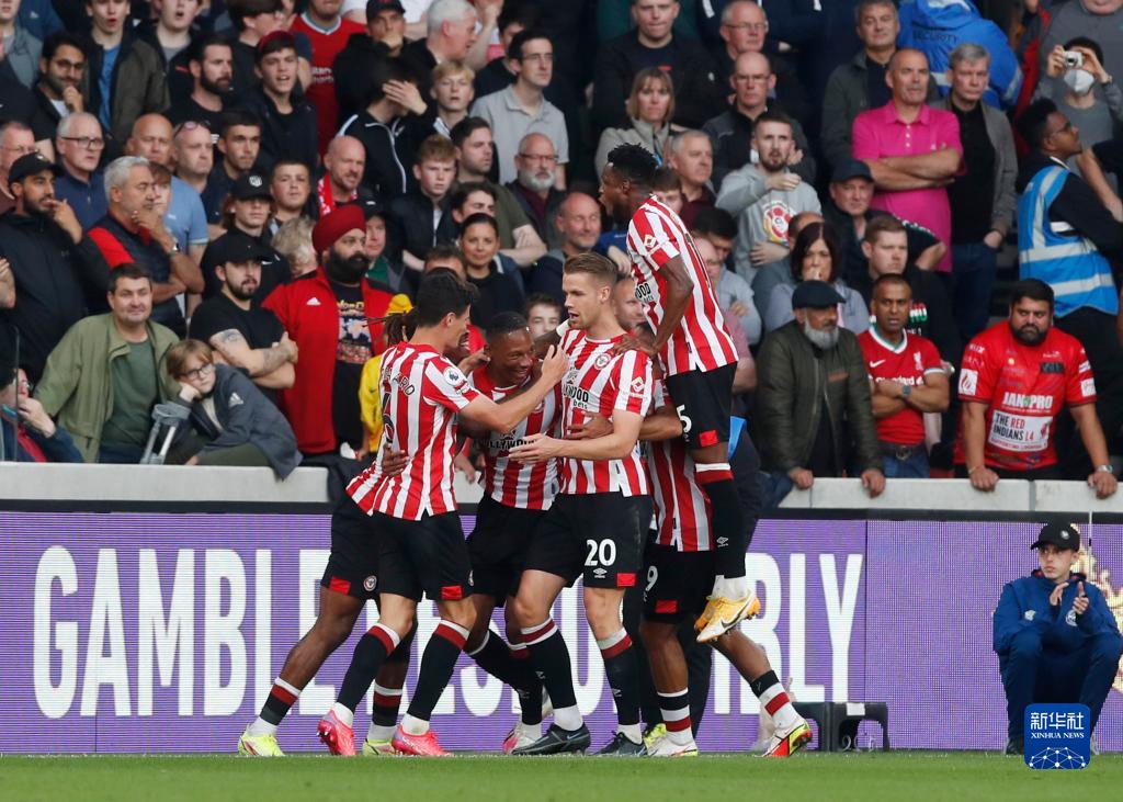 乒乓球混团世界杯：中国队四战全胜 领跑积分榜