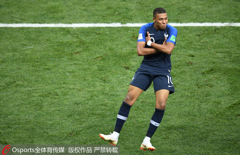 万隆主帅：周末联赛的胜利激励了我们，现在全队士气大振