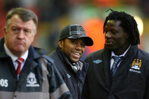 博主：国安今天前往河内，因当地训练条件不佳今晚直接去踩场