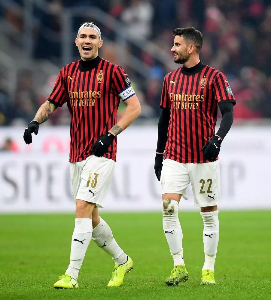 荷甲半场：特伦斯考建功，鹿特丹斯巴达暂0-1海伦芬（荷甲半场战报：特伦斯考破门，鹿特丹斯巴达暂0比1落后海伦芬）